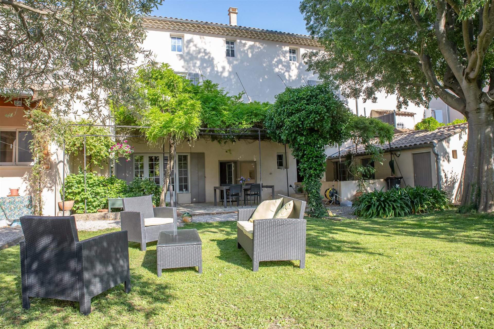 Maison à vendre, 330m², Sainte-Cécile-les-Vignes