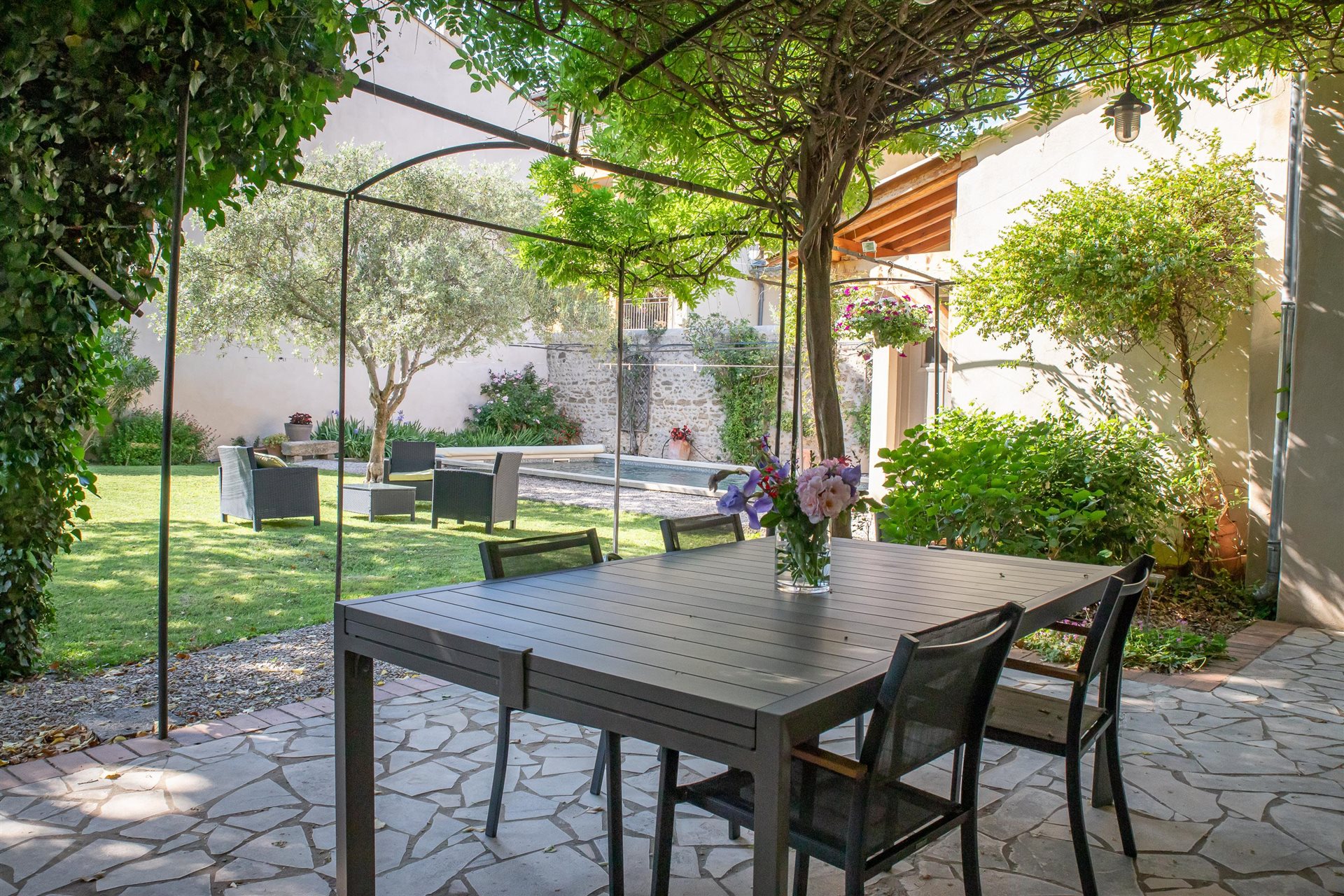 Maison à vendre, 330m², Sainte-Cécile-les-Vignes