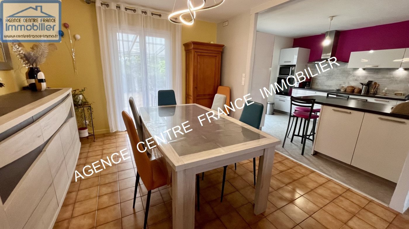 Maison à vendre, 97m², Bourges