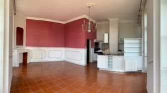 Appartement à louer, 78m², Saintes