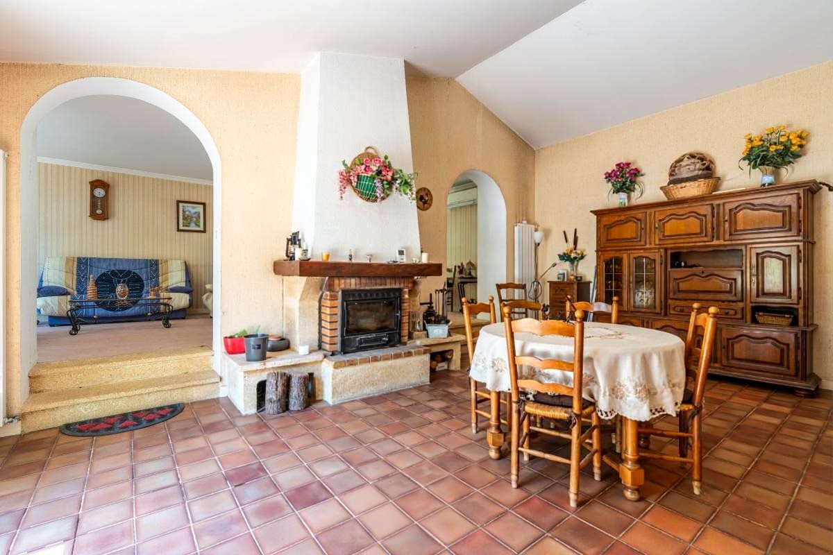 Maison à vendre, 165m², Saint-Marcel-d'Ardèche