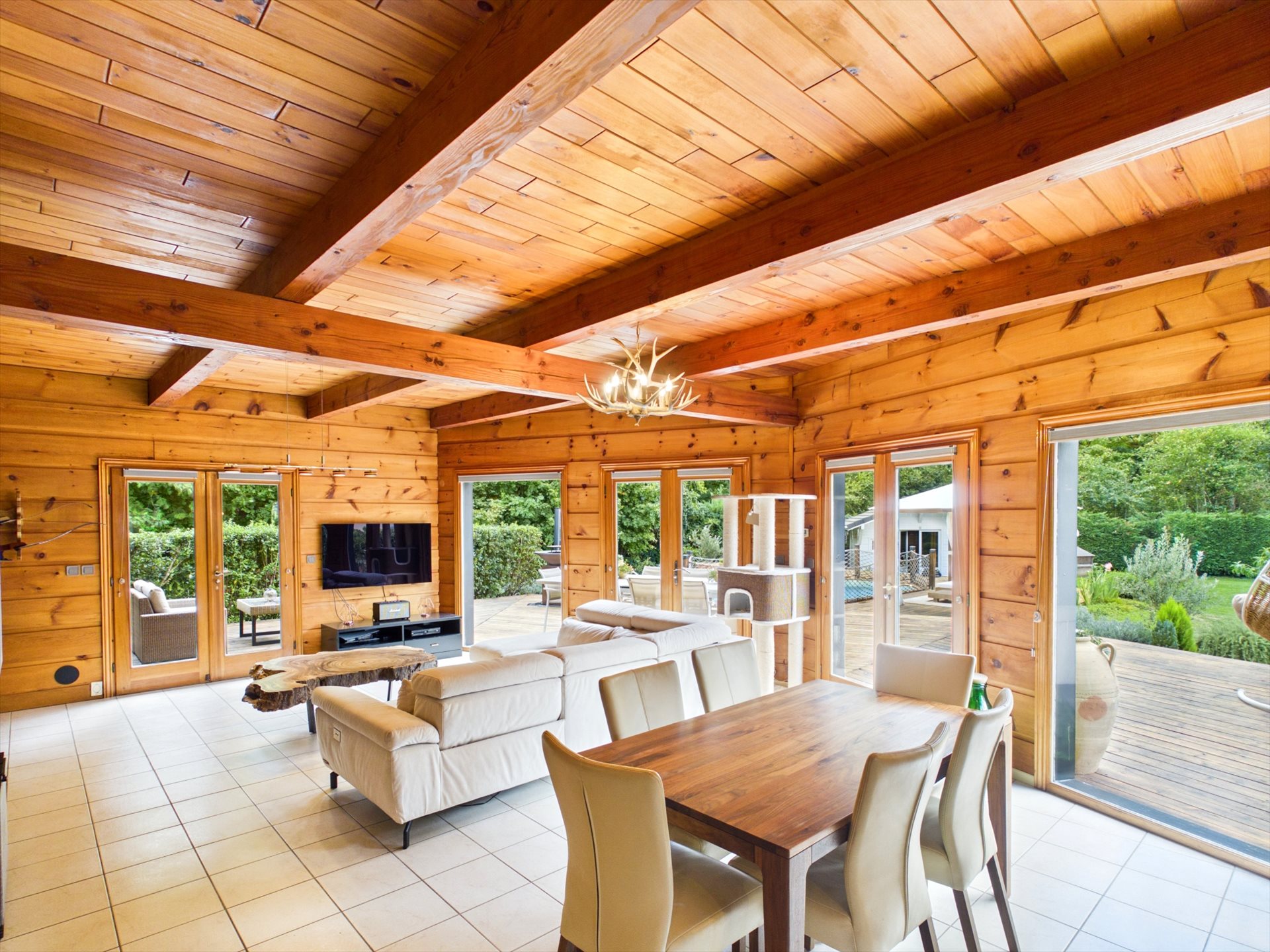 Maison à vendre, 167m², Cranves-Sales