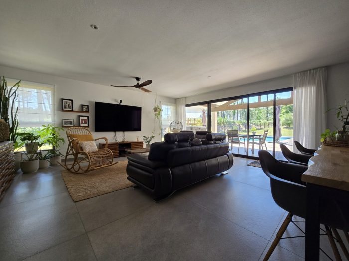 Maison à vendre, 184m², Mézos