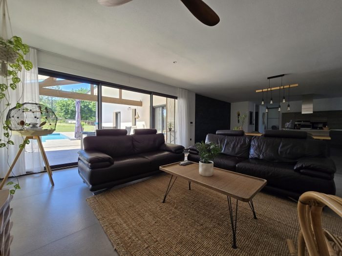 Maison à vendre, 184m², Mézos