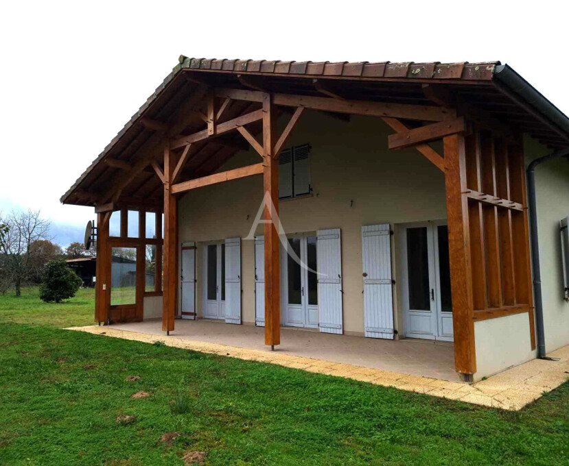 Maison à louer, 124m², Monteux
