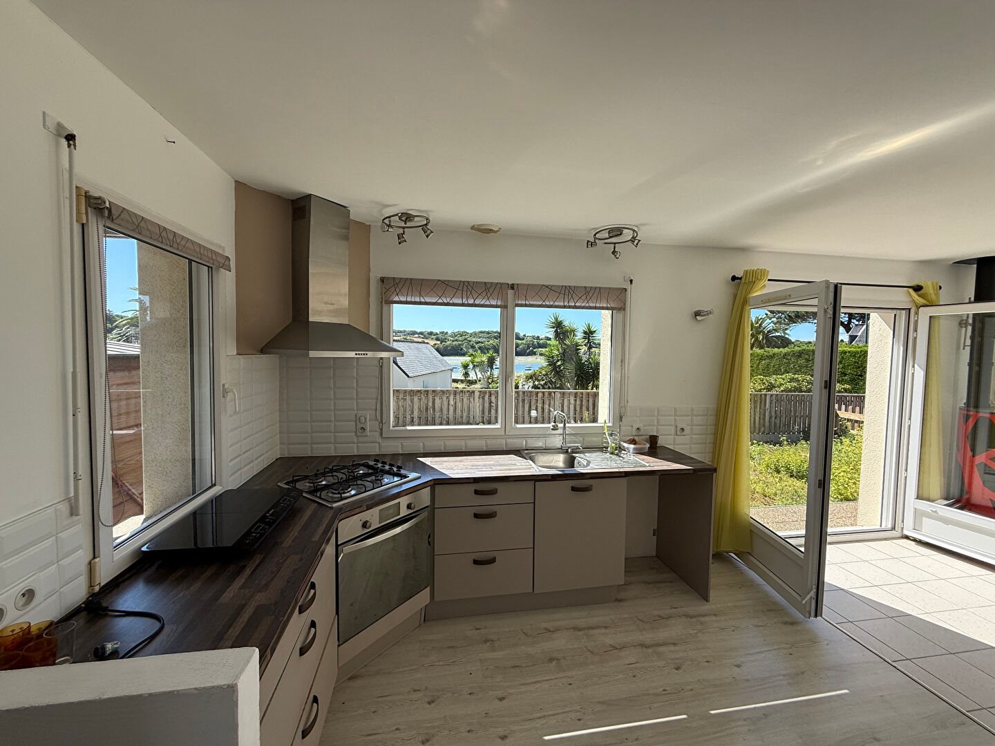 Maison à vendre, 73m², Henvic