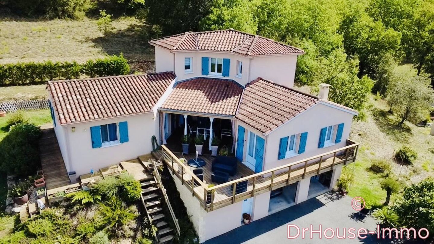 Maison à vendre, 136m², Saint-Julien-de-Lampon