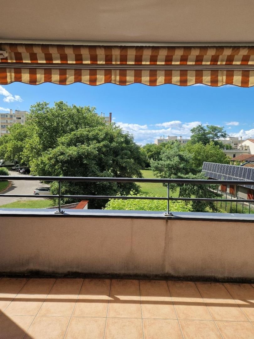 Appartement à vendre, 69m², Saint-Priest