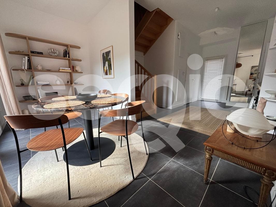 Appartement à louer, 79m², Saint-André-lez-Lille