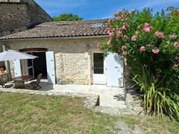 Maison à louer, 70m², Baix