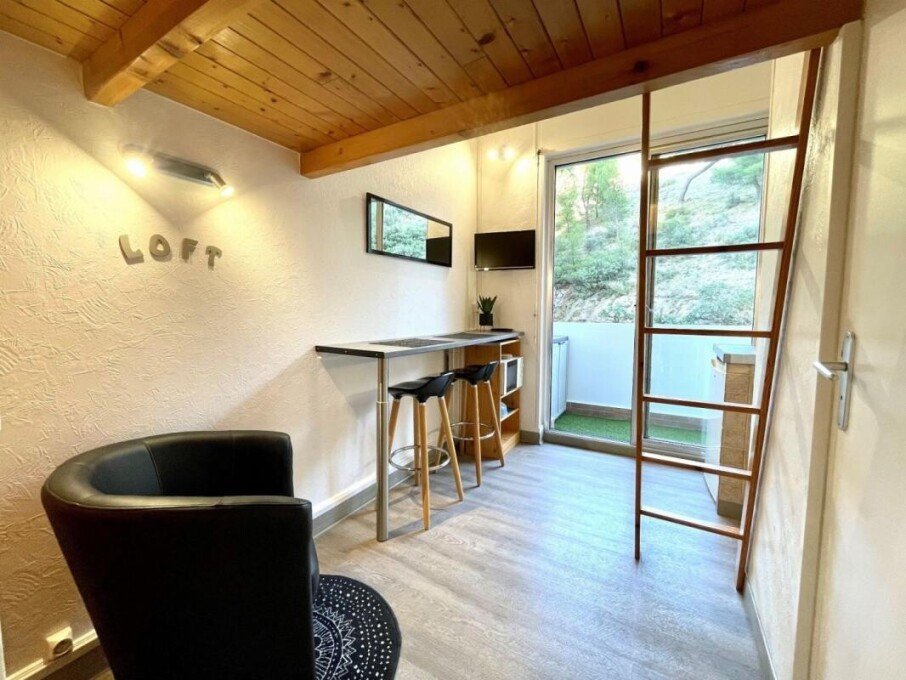 Appartement à louer, 13m², Marseille 8ème