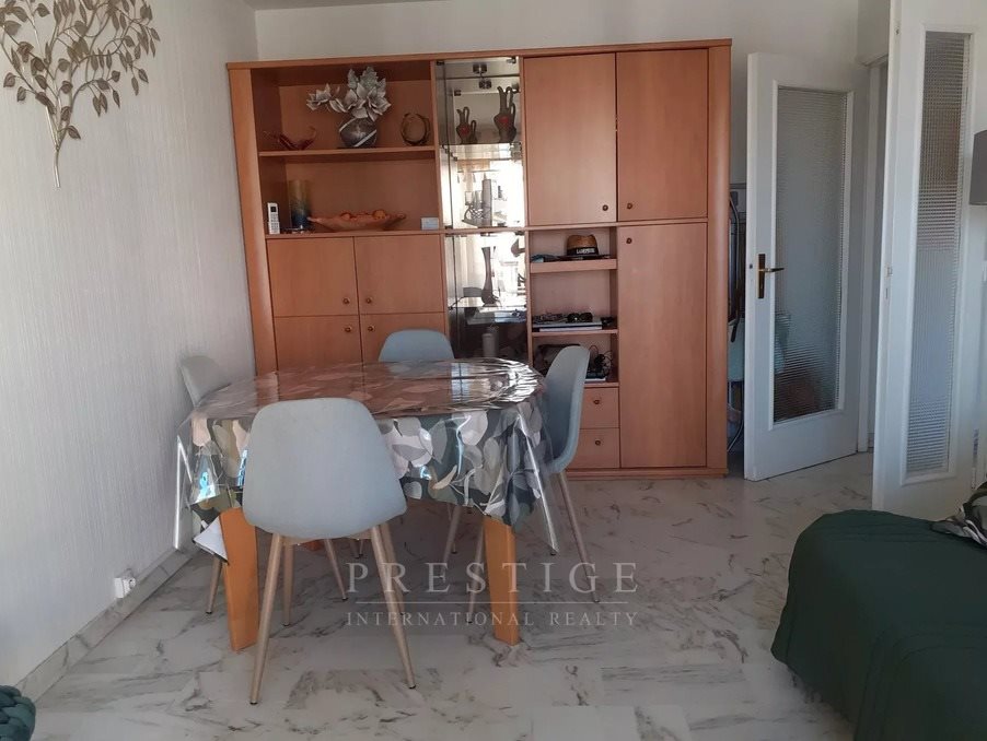 Appartement à louer, 49m², Antibes