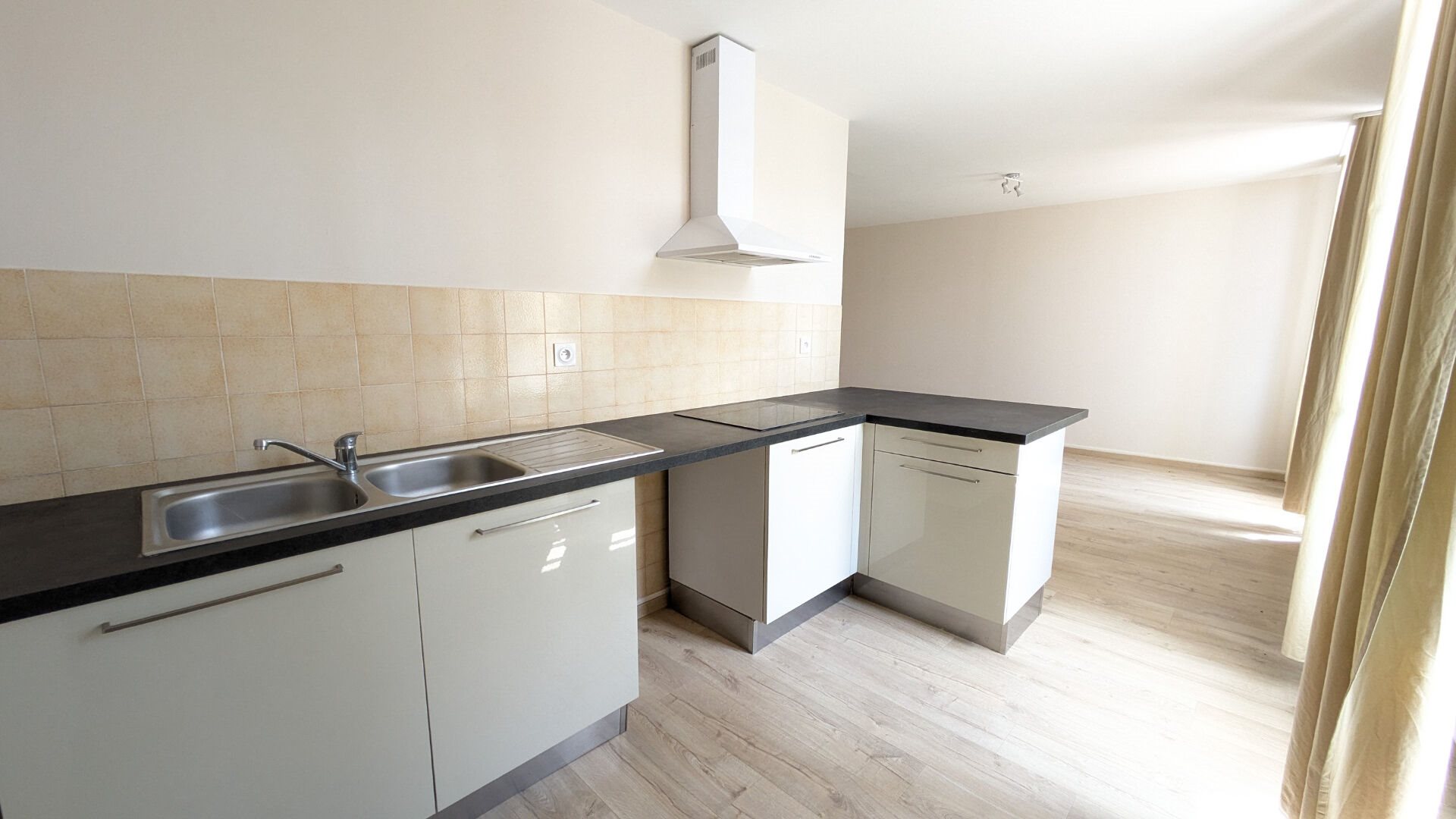 Appartement à vendre, NaNm², Romans-sur-Isère