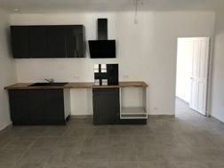 Appartement à louer, 42m², Caromb