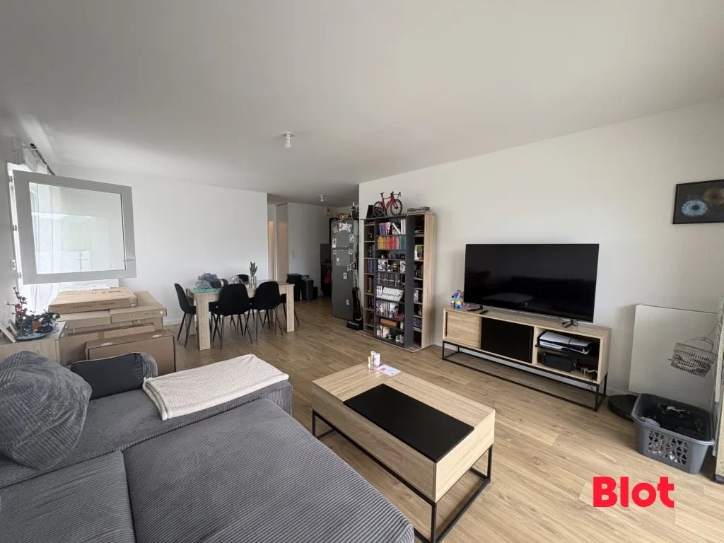 Appartement à louer, 65m², Pont-Péan
