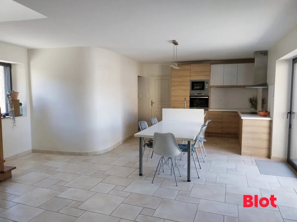 Maison à vendre, 197m², Saint-Germain-en-Coglès