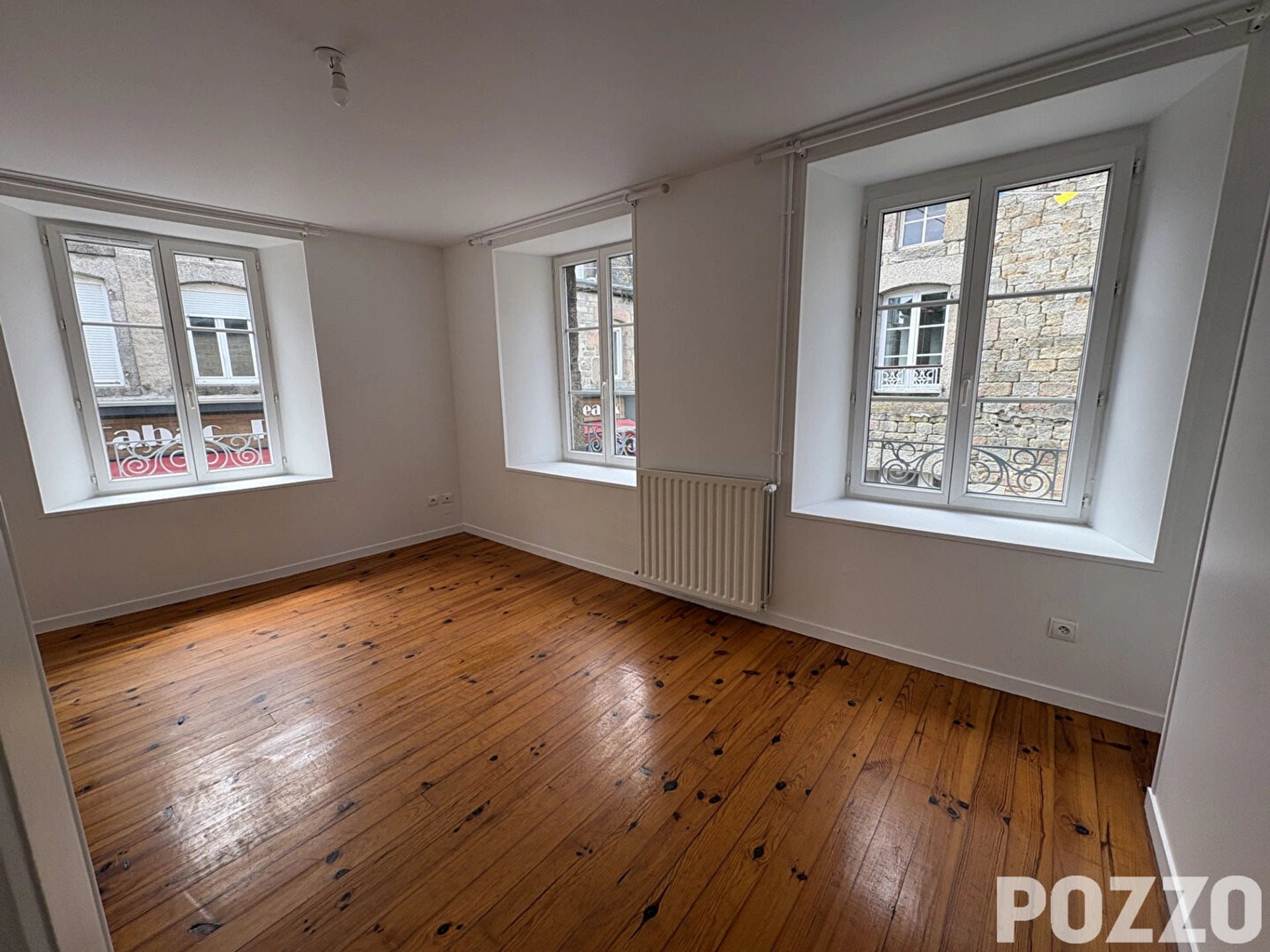 Appartement à louer, 104m², Saint-Pierre-Eglise