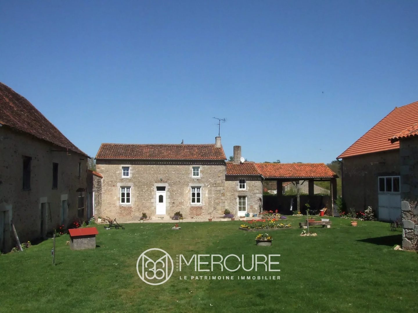 Maison à vendre, 228m², Montmorillon