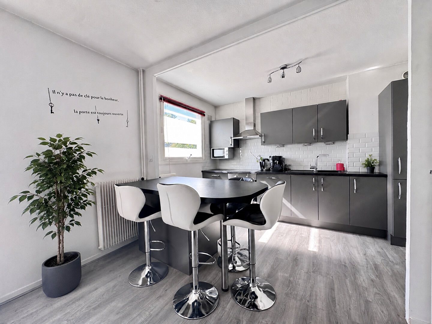 Appartement à vendre, 77m², Fontaine-lès-Dijon