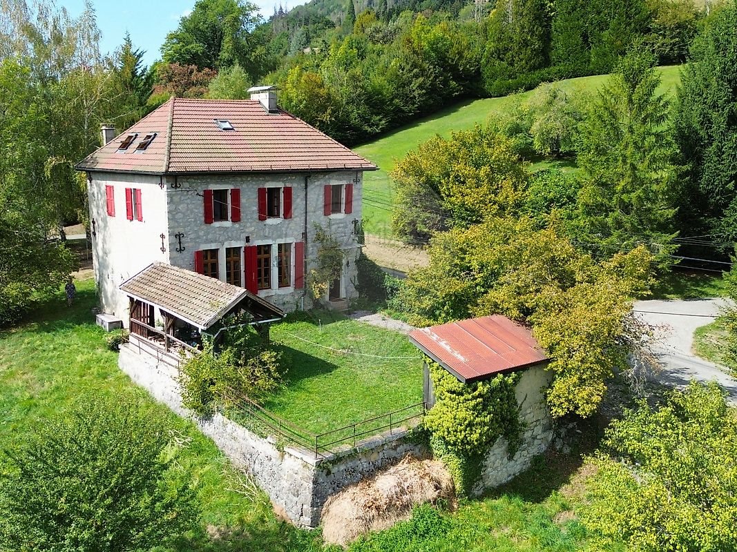 Maison à vendre, 220m², Thyez