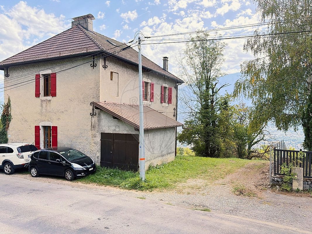 Maison à vendre, 220m², Thyez