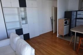 Appartement à louer, 43m², Séné