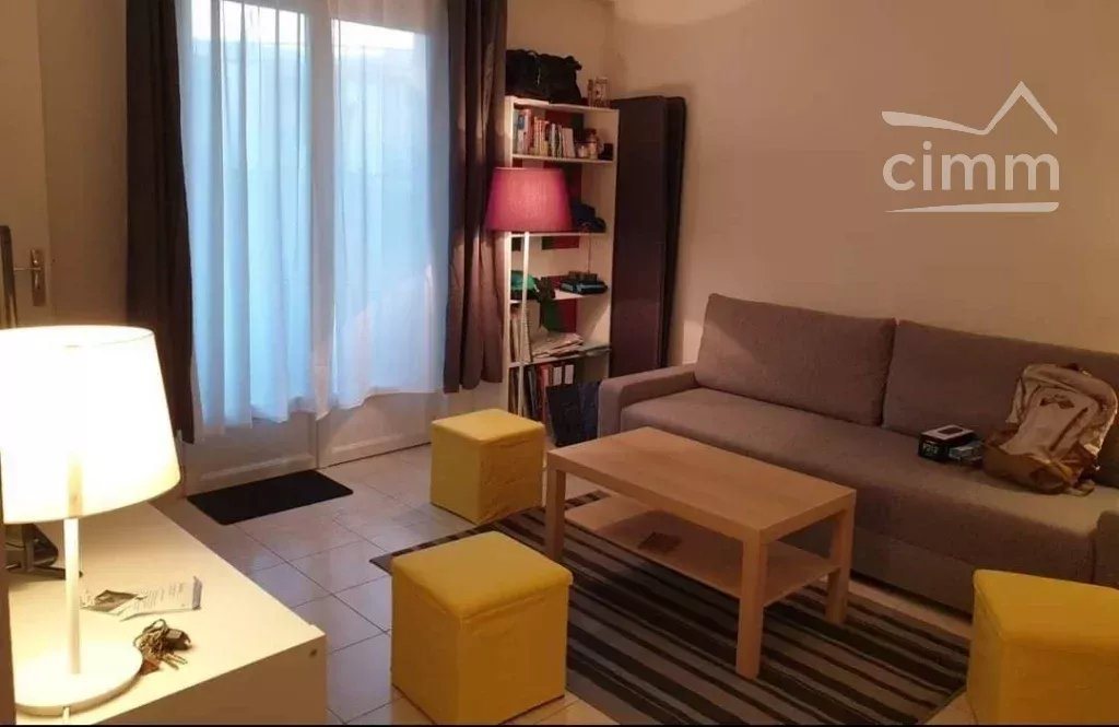 Appartement à louer, 26m², L'Haÿ-les-Roses