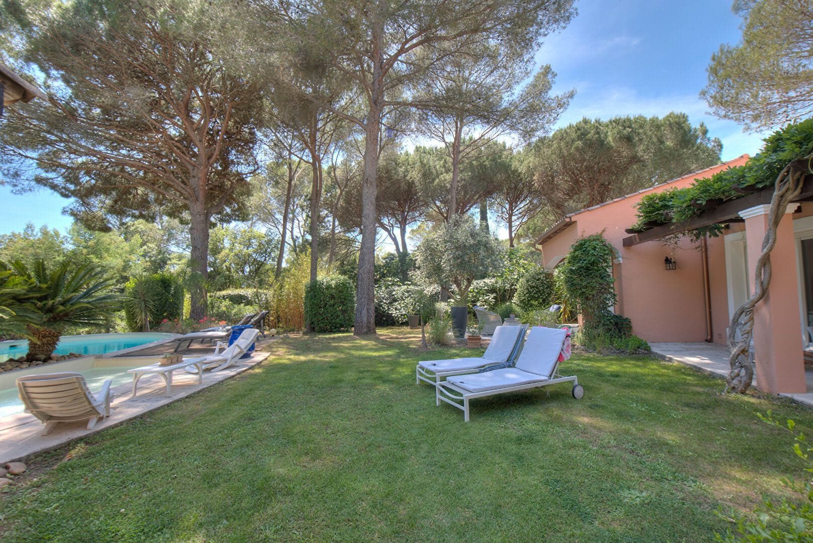 Maison à vendre, 170m², Saint-Raphaël