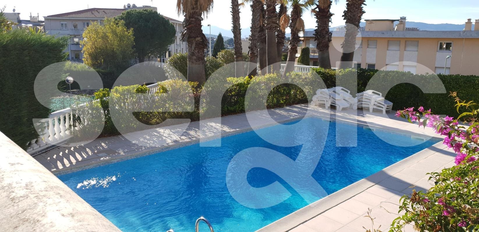 Appartement à louer, 55m², Le Cannet