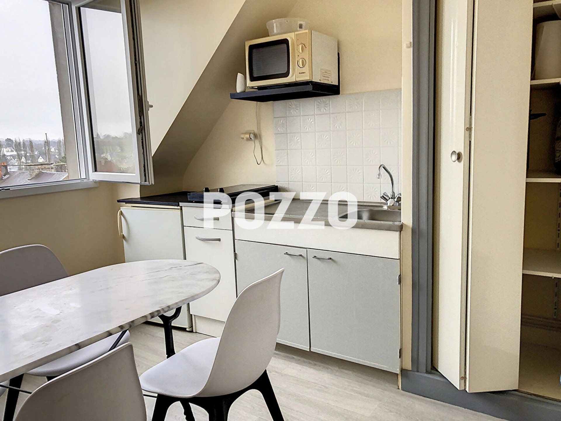 Appartement à louer, 22m², Saint-Hilaire-du-Harcouët