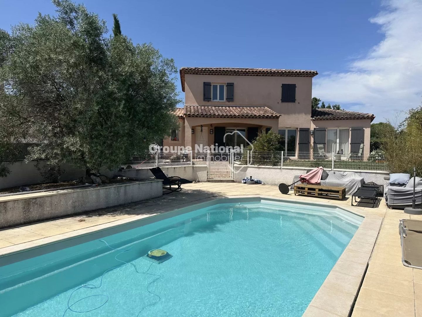 Maison à vendre, 160m², Eyguières