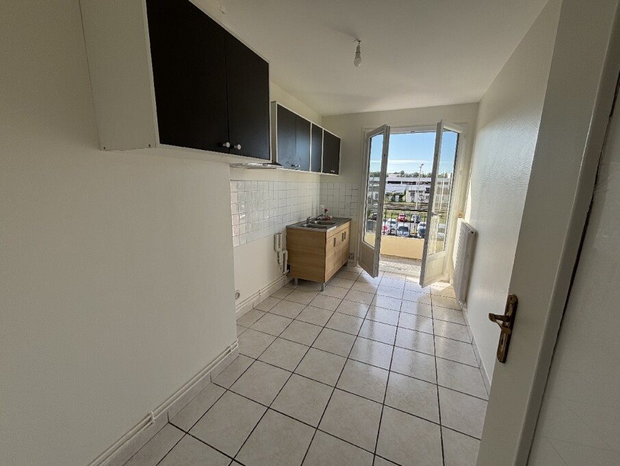 Appartement à louer, 61m², Persan