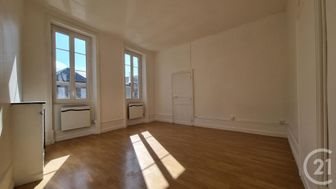 Appartement à louer, 56m², Moulins