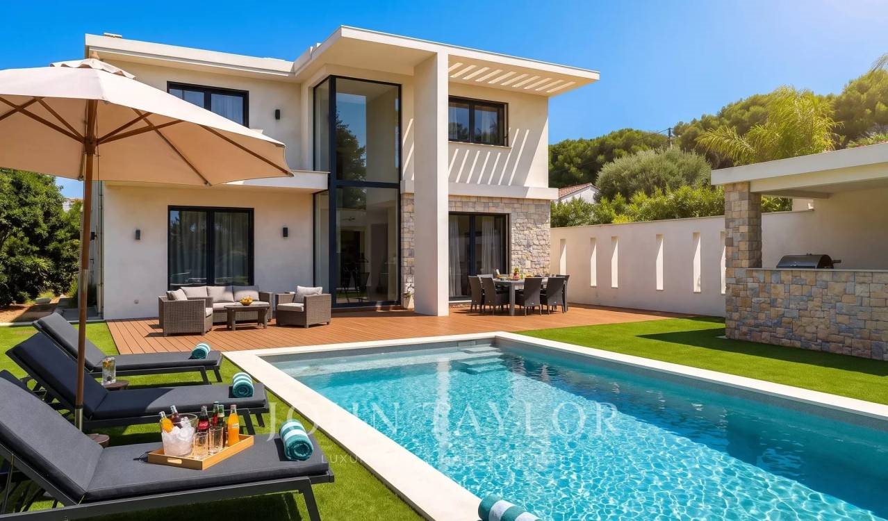 Maison à louer, 233m², Mougins