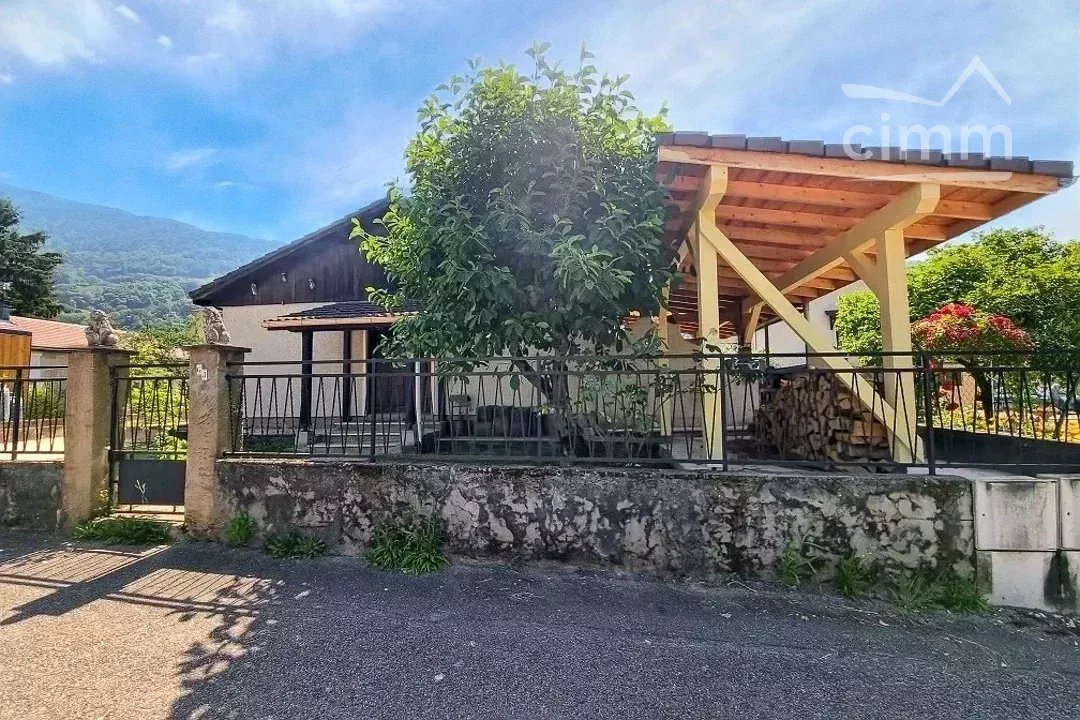 Maison à vendre, 100m², Tencin