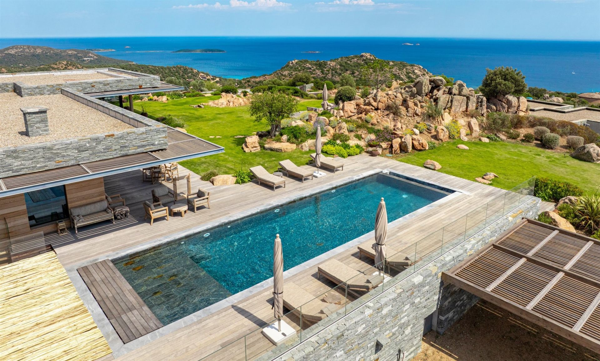Maison à louer, 540m², Porto-Vecchio