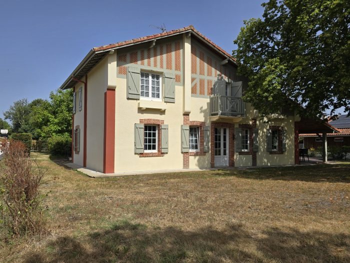 Maison à vendre, 198m², Léon