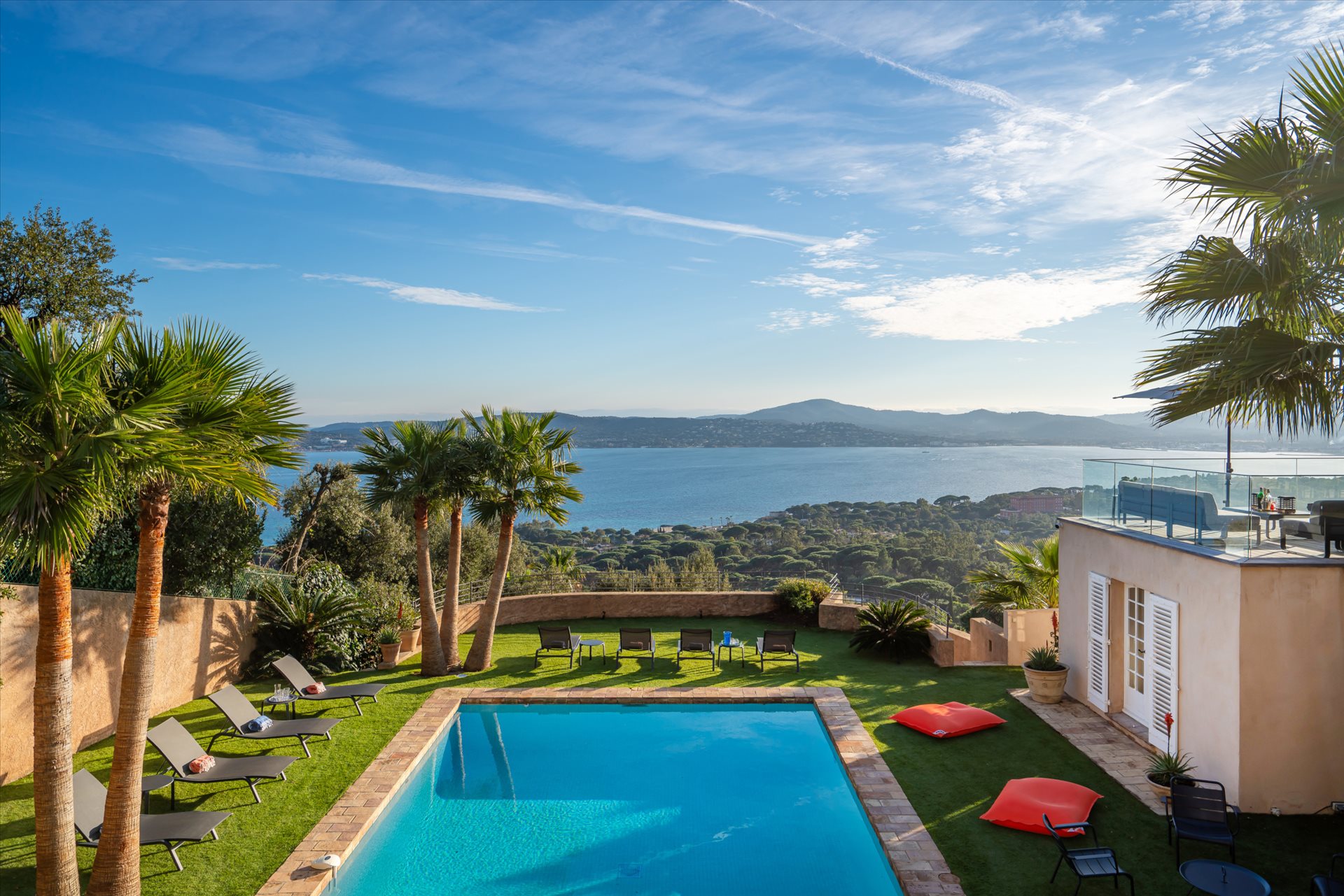Maison à louer, 660m², Grimaud