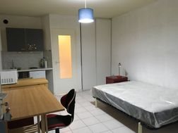Appartement à louer, 21m², Nîmes