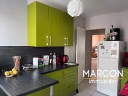 Appartement à louer, 91m², Guéret