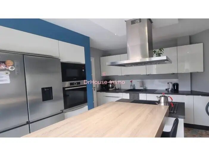 Maison à vendre, 165m², Sainte-Radegonde