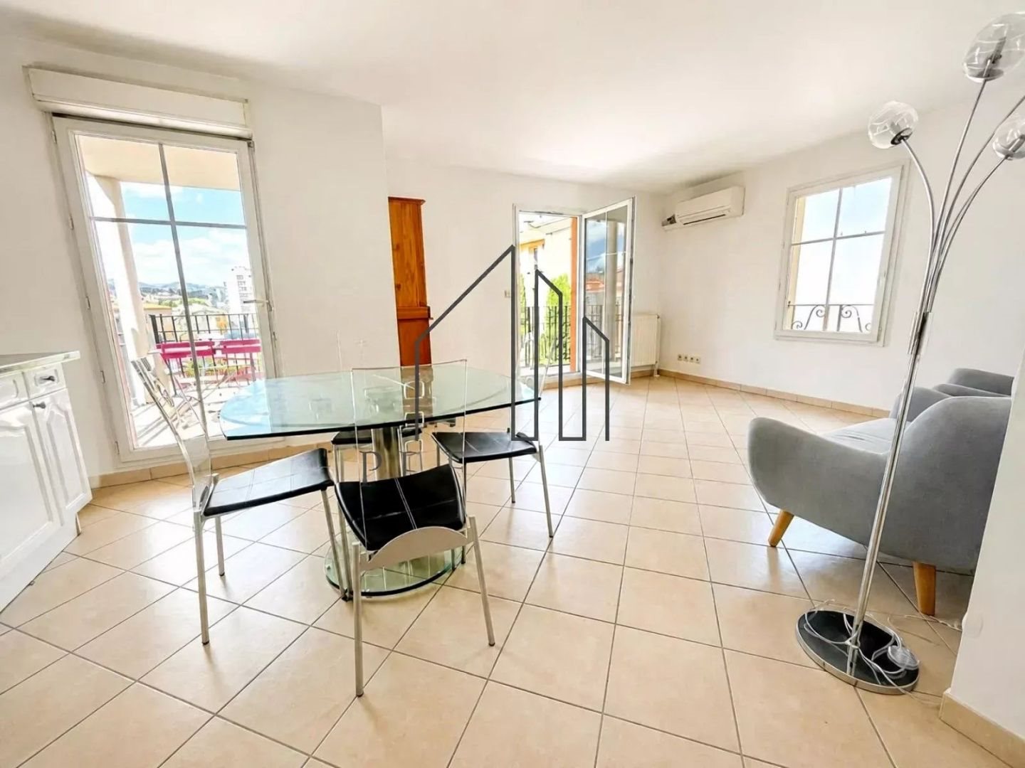 Appartement à vendre, 67m², Aubagne