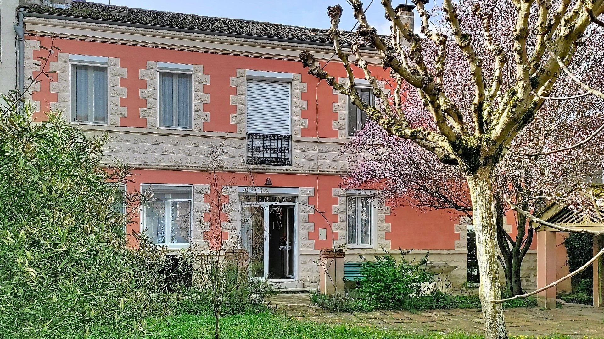Maison à vendre, 206m², L'Isle-Jourdain