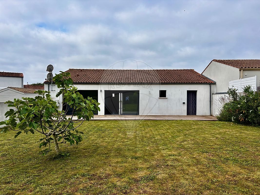 Maison à vendre, 123m², Arces