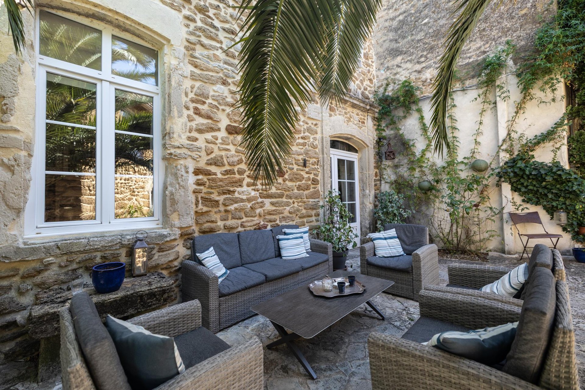 Maison à vendre, 322m², Suze-la-Rousse