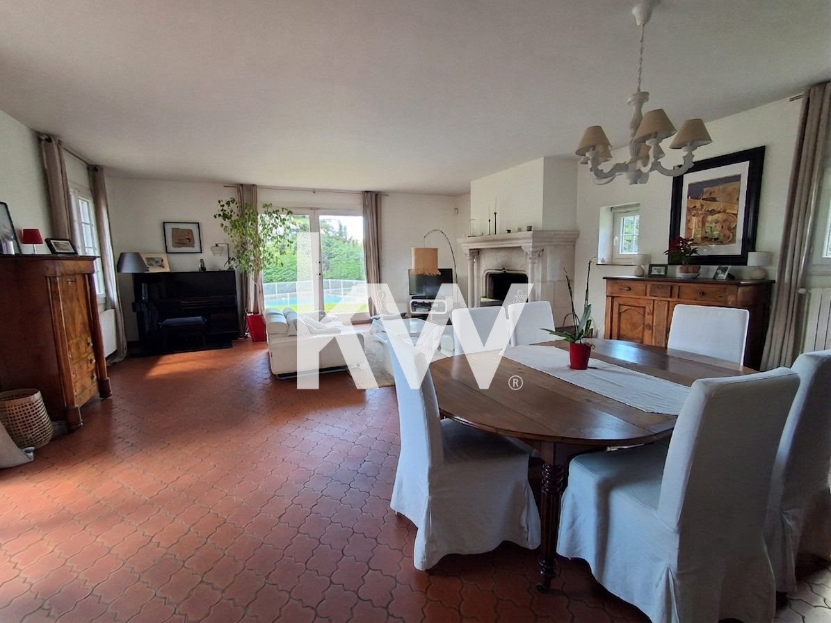 Maison à vendre, 280m², Saint-Priest-en-Jarez