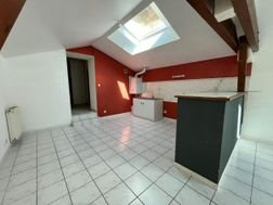Appartement à louer, 89m², Saint-Donat-sur-l'Herbasse