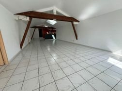 Appartement à louer, 89m², Saint-Donat-sur-l'Herbasse