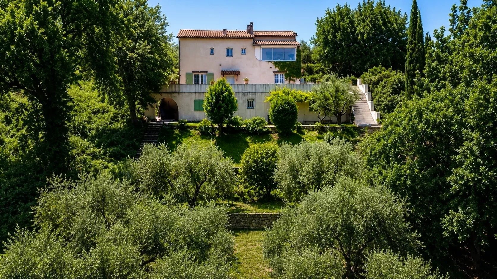 Maison à vendre, 210m², La Roquette-sur-Siagne