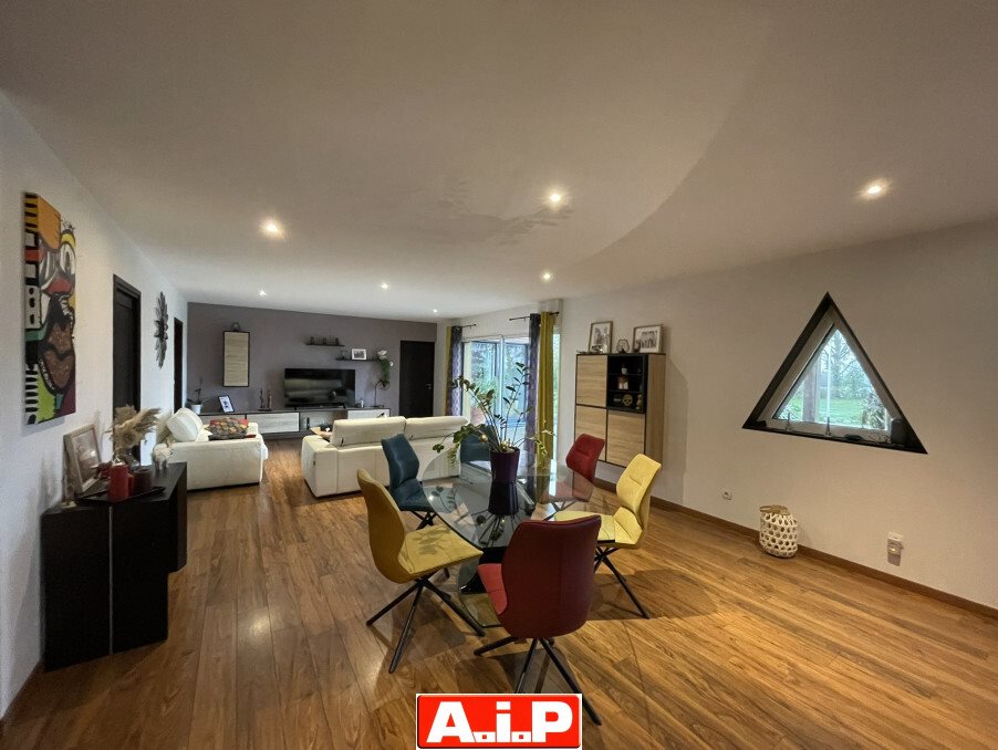 Maison à vendre, 172m², Pouzauges
